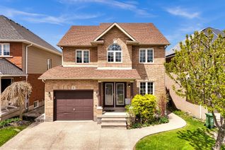 Property for Sale, 8 Bates Ave, Hamilton, ON