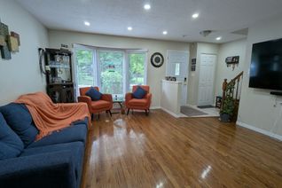 Semi-Detached House for Sale, 39 Elma St, St. Catharines, ON