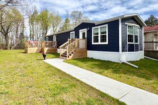 Bungalow for Sale, 40 SHAMROCK Cres, Essa, ON Bungalow for Sale, 40 SHAMROCK Cres, Essa, ON