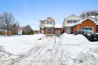 House for Sale, 102 Penfound Dr, Clarington, ON
