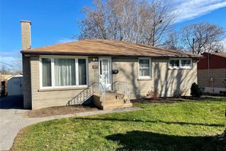 Bungalow for Sale, 834 Downie St, Peterborough, ON Bungalow for Sale, 834 Downie St, Peterborough, ON