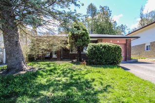 Backsplit for Sale, 1139 Danita Blvd, Peterborough, ON Backsplit for Sale, 1139 Danita Blvd, Peterborough, ON