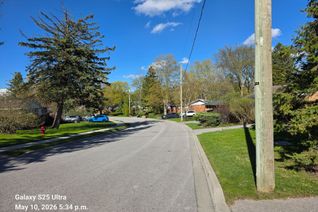 House for Sale, 206 Parkview Cres, Newmarket, ON