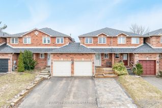 Freehold Townhouse for Sale, 47 Bibby Ct, Barrie, ON