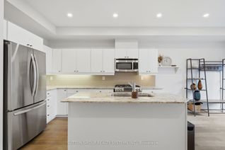 Townhouse for Rent, 99A Walmer Rd, Toronto, ON