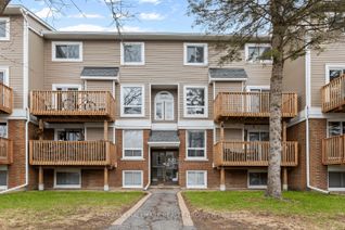 Condo Townhouse for Sale, 520 Fenerty Ct #8, Kanata, ON Condo Townhouse for Sale, 520 Fenerty Ct #8, Kanata, ON