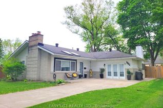 Bungalow for Sale, 112 Clovelly Rd, Tecumseh, ON Bungalow for Sale, 112 Clovelly Rd, Tecumseh, ON