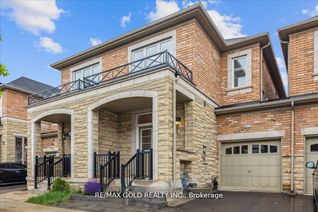 Freehold Townhouse for Sale, 111 Huguenot Rd, Oakville, ON Freehold Townhouse for Sale, 111 Huguenot Rd, Oakville, ON