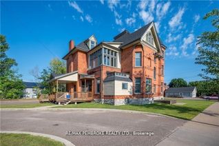 Property for Sale, 464 Pembroke St W, Pembroke, ON