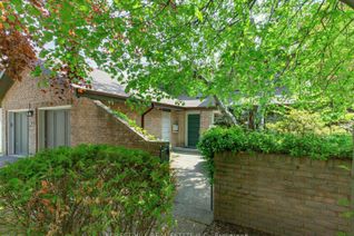 House for Sale, 43 Beaverhall Dr, Toronto, ON House for Sale, 43 Beaverhall Dr, Toronto, ON