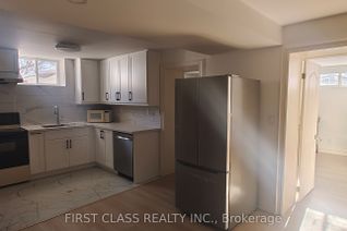 Bungalow for Rent, 1 Ottawa Ct, Aurora, ON