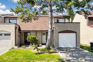 Condo Townhouse for Sale, 11 Livonia Pl #18, Toronto, ON