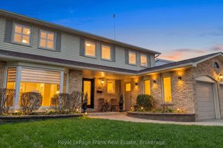 Detached House for Sale, 68 Burling Pl, Newmarket, ON