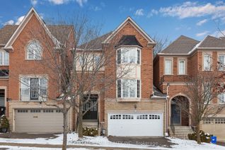 Townhouse for Sale, 16 Carriage House Ct, Richmond Hill, ON