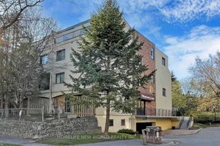 Townhouse for Rent, 25 Pebble Byway #Unit 6, Toronto, ON
