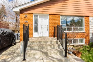 Semi-Detached House for Sale, 39 Aloma Cres, Brampton, ON