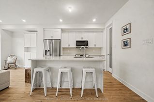 Freehold Townhouse for Sale, 1047 Ventus Way, Orleans - Convent Glen and Area, ON Freehold Townhouse for Sale, 1047 Ventus Way, Orleans - Convent Glen and Area, ON