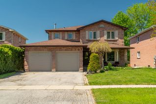 Detached House for Sale, 305 HERRIDGE Cir, Newmarket, ON