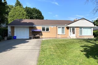 Bungalow for Rent, 59 Elizabeth Cres S, Whitby, ON