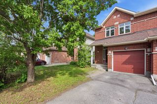 Freehold Townhouse for Sale, 121 Thornbury Cres, South of Baseline to Knoxdale, ON