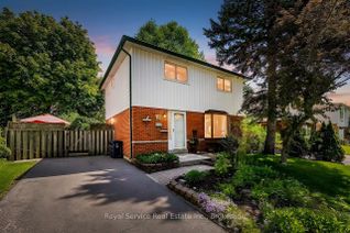 Detached House for Sale, 17 Gorsey Sq, Toronto, ON