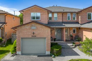 Semi-Detached House for Sale, 1969 Glenada Cres, Oakville, ON