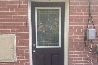 Bungalow for Rent, 61 AURORA HEIGHTS Dr #LOWER, Aurora, ON
