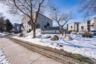 Condo Apartment for Sale, 2001 Bonnymede Dr #88, Mississauga, ON