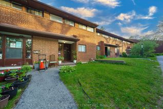 Condo Townhouse for Sale, 773 Military Trl #30, Toronto, ON