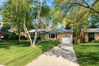Detached House for Sale, 8 Southwell Dr, Toronto, ON