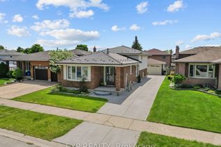 Detached House for Sale, 56 Classic Cres, London East, ON