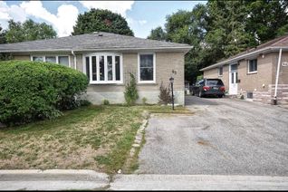 Bungalow for Rent, 62 Tecumseh Dr #Main, Aurora, ON