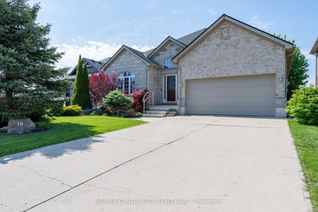 Detached House for Sale, 19 Hamilton St, North Middlesex, ON