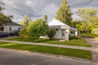 Detached House for Sale, 994 Western Ave, Peterborough, ON Detached House for Sale, 994 Western Ave, Peterborough, ON