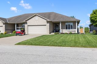 Bungalow for Sale, 477 1st Ave, Petrolia, ON