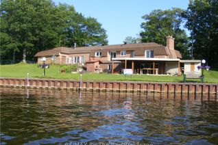 Bungalow for Sale, 10 Edgewater Rd, Wasaga Beach, ON
