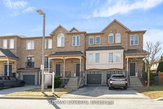 Condo Townhouse for Sale, 19 Foxchase Ave #61, Vaughan, ON