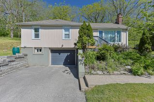 Detached House for Sale, 178 Main St N, Newmarket, ON