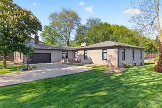 Bungalow for Sale, 7123 McMillan Dr, Niagara Falls, ON