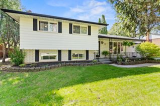 Sidesplit for Sale, 21 Upper Canada Dr, Niagara-on-the-Lake, ON Sidesplit for Sale, 21 Upper Canada Dr, Niagara-on-the-Lake, ON