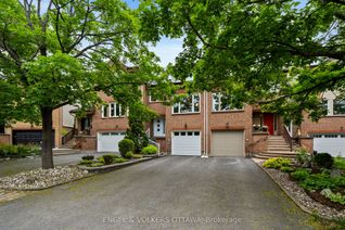 Freehold Townhouse for Sale, 44 Dunbarton Ct, Manor Park - Cardinal Glen and Area, ON