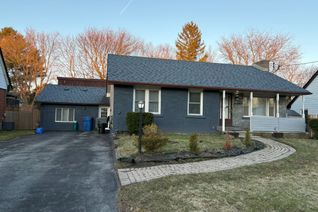Detached House for Sale, 117 William St, Whitchurch-Stouffville, ON