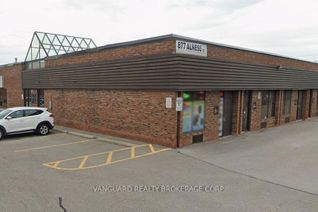 Property for Lease, 877 Alness St #19, Toronto, ON