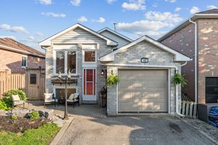 Detached House for Sale, 42 Glanville Cres, Clarington, ON