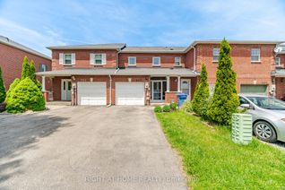 Freehold Townhouse for Sale, 555 Legresley Ln, Newmarket, ON