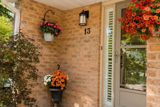 Condo for Sale, 115 Avenue Rd #13, Richmond Hill, ON