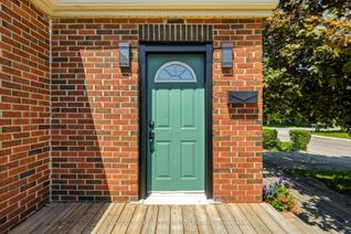 Sidesplit for Sale, 101 Irene Ave, Hamilton, ON