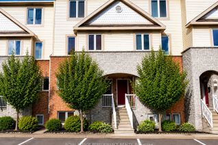 Condo Townhouse for Sale, 59 Strathaven Private #33, Cyrville - Carson Grove - Pineview, ON