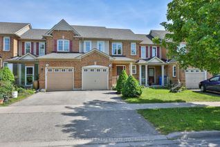 Freehold Townhouse for Sale, 10 Dougherty Cres, Whitchurch-Stouffville, ON