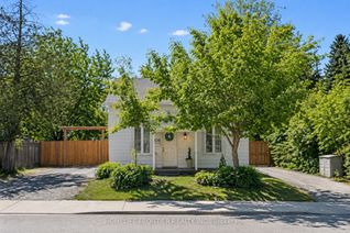 Detached House for Sale, 634 Gorham St, Newmarket, ON